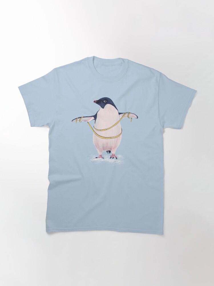 t-shirt with this cute penguin